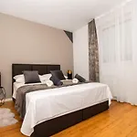 Apartamento Only *